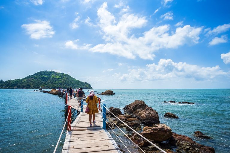 7 Best Amtrak Travel Packages for Visiting Coastal Cities and National Parks